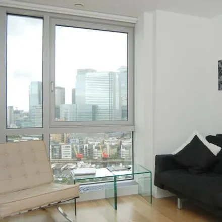 Rent this studio apartment on New Providence Wharf in 1 Fairmont Avenue, London