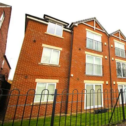 Rent this 1 bed apartment on Queen Street in Worksop, S80 2DL