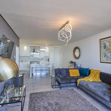 Image 1 - Vagabond Kitchens, Regent Road, Cape Town Ward 54, Cape Town, 8005, South Africa - Apartment for rent