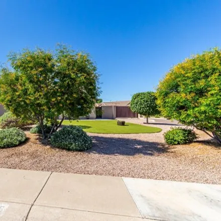 Buy this 3 bed house on 857 North Jamaica Way in Gilbert, AZ 85234