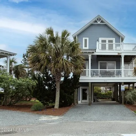 Image 2 - 194 Seaside Lane, West Onslow Beach, North Topsail Beach, NC 28460, USA - House for sale