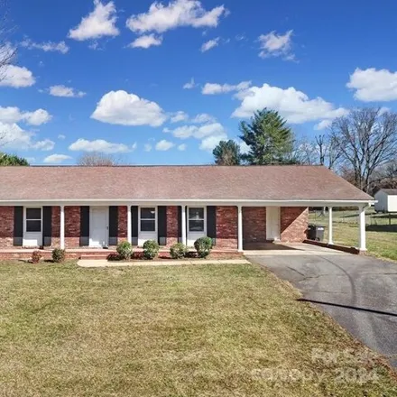 Buy this 3 bed house on 914 Valley Street in Statesville, NC 28677
