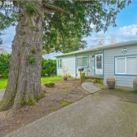 Buy this 3 bed house on 1001 Northeast 91st Avenue in Portland, OR 97220
