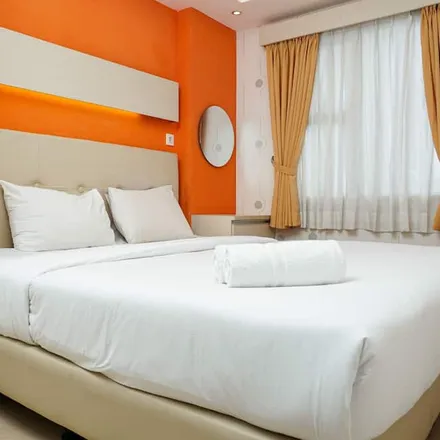 Rent this studio apartment on Tower Mont Blanc 15-23; Jl Lapangan BolaSrengseng in Kembangan, Jakarta Barat