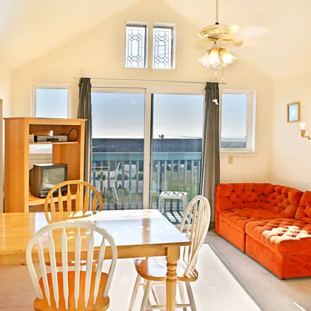 Rent this 1 bed house on The Sands Resort in Ocean Shores Boulevard Northwest, Ocean Shores