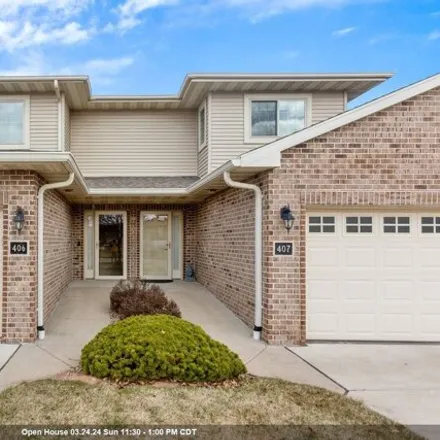 Image 1 - 1300 Willow Creek Parkway, Green Bay, WI 54311, USA - Condo for sale