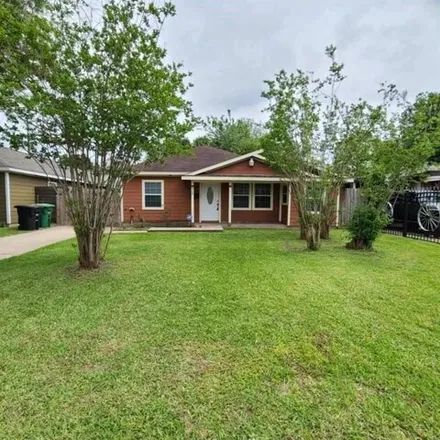 Buy this 3 bed house on 8126 Milredge Street in Houston, TX 77017