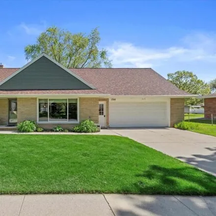 Buy this 4 bed house on 1332 Liberty Street in Green Bay, WI 54304