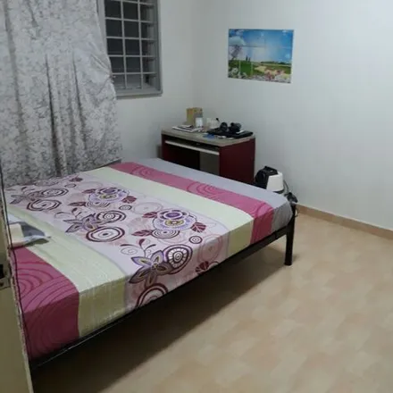 Rent this 1 bed room on 260 Bukit Batok East Avenue 4 in Gombak View, Singapore 650260