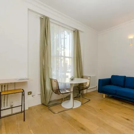 Rent this 1 bed apartment on 167 Southgate Road in De Beauvoir Town, London