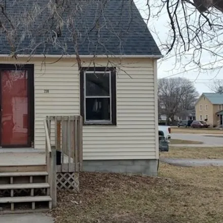 Buy this 2 bed house on 501 3rd Street in Cheboygan, MI 49721