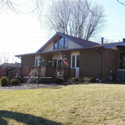 Image 3 - 108 Potawatomi Road, Galesburg, IL 61401, USA - House for sale