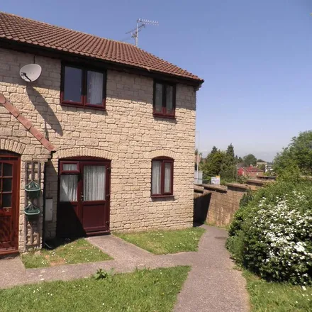 Rent this 2 bed duplex on Knights Court in Frome, BA11 1JD