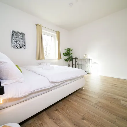 Rent this 3 bed apartment on Eulerstraße 10 in 40477 Dusseldorf, Germany