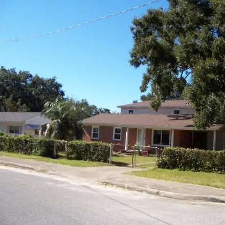 Image 7 - 513 Paula Avenue, Escambia County, FL 32507, USA - House for sale