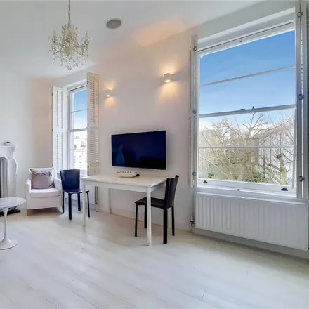 Rent this 1 bed apartment on 17 Formosa Street in London, W9 2JS