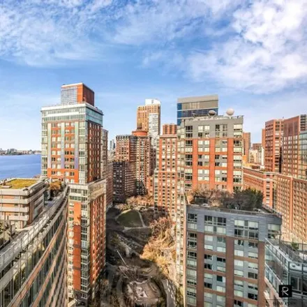 Image 6 - The Riverhouse, 2 River Terrace, New York, NY 10282, USA - Condo for sale
