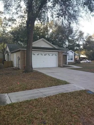Buy this 3 bed house on 3221 Longfellow Drive in Plant City, FL 33566