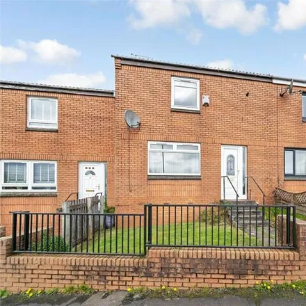 Buy this 2 bed townhouse on Edgefauld Road in Barnhill, Glasgow
