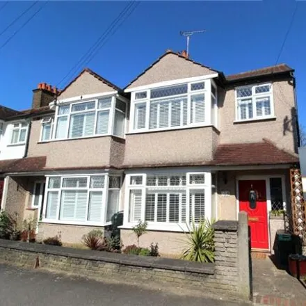 Buy this 3 bed house on 25 Wallace Crescent in London, SM5 3SU