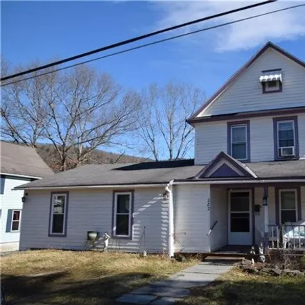 Buy this 2 bed house on 282 Leonard Street in Village of Hancock, Delaware County