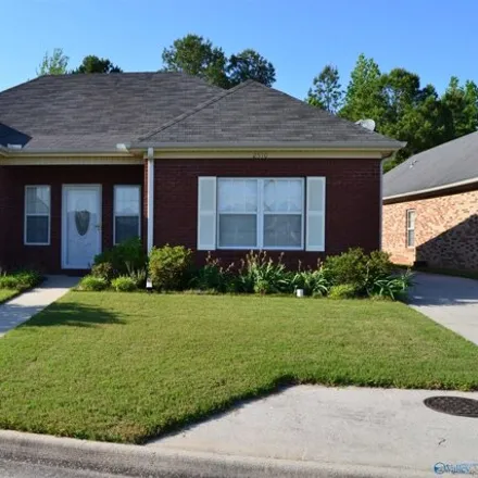 Buy this 3 bed house on 2500 Newport Drive Southwest in Decatur, AL 35603