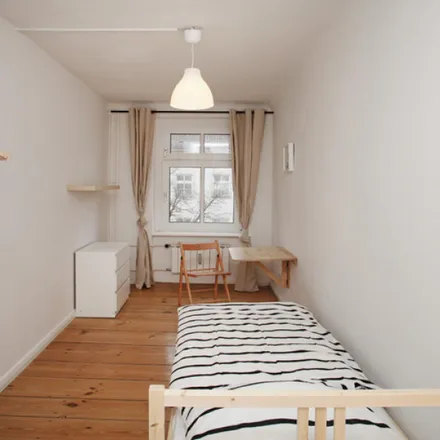 Rent this 6 bed room on Liebenwalder Straße 14 in 13347 Berlin, Germany