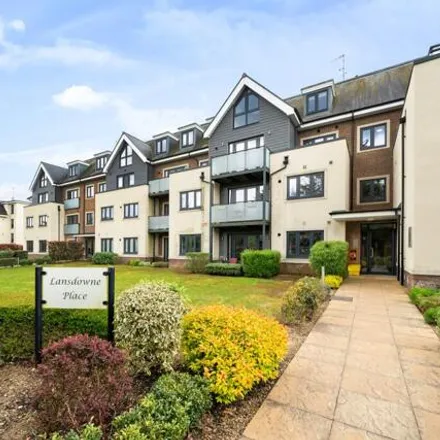 Buy this 2 bed apartment on Institute Road in Taplow, SL6 0NS
