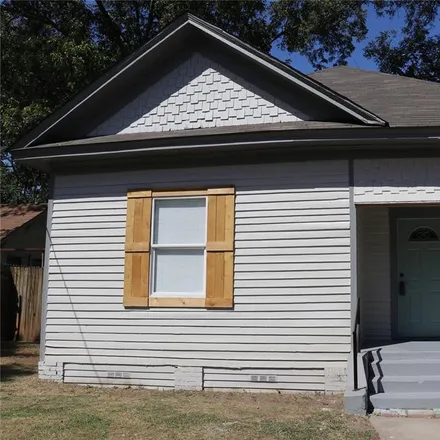 Buy this 3 bed house on 408 West Wardville Street in Cleburne, TX 76033