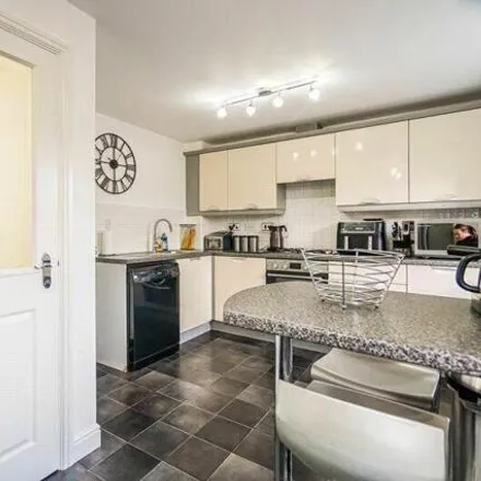 Image 4 - Applewood Grove, Knowsley, L26 6BQ, United Kingdom - Townhouse for sale