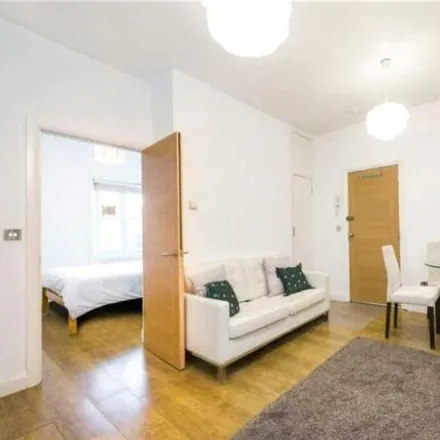 Image 2 - 22 Buckland Crescent, London, NW3 5DX, United Kingdom - Room for rent