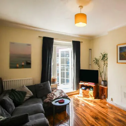 Rent this 3 bed apartment on 102-118 Nuttall Street in De Beauvoir Town, London