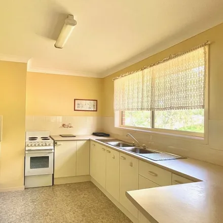 Rent this 2 bed house on Sanctuary Point NSW 2540