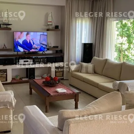 Buy this studio house on unnamed road in Partido de Tigre, Dique Luján