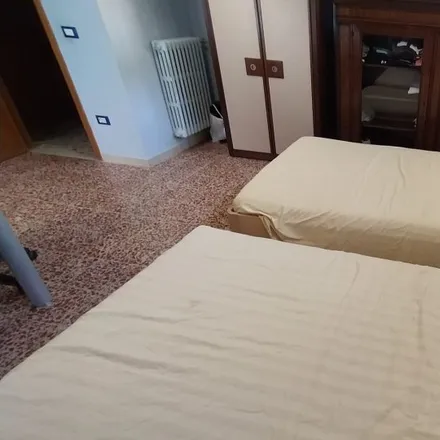 Rent this 6 bed room on via Solatia in 06126 Perugia PG, Italy