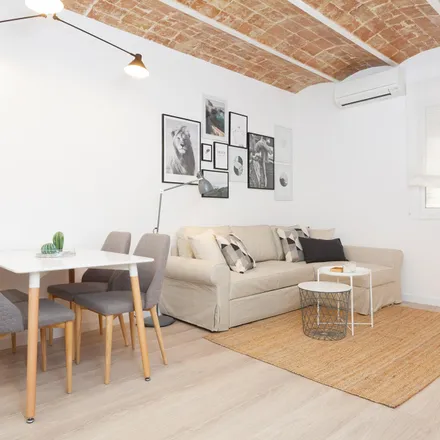 Image 5 - Carrer de Canalejas, 43, 08028 Barcelona, Spain - Apartment for rent