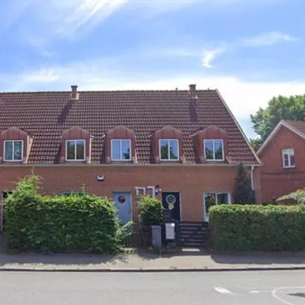 Rent this 4 bed townhouse on Lundavägen 37b in 232 34 Arlöv, Sweden