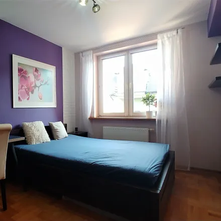 Rent this 3 bed room on Trzcinowa 25 in 02-446 Warsaw, Poland