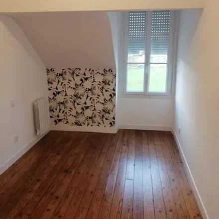 Rent this 2 bed apartment on 103 Rue de Bretagne in 49520 Ombrée d'Anjou, France