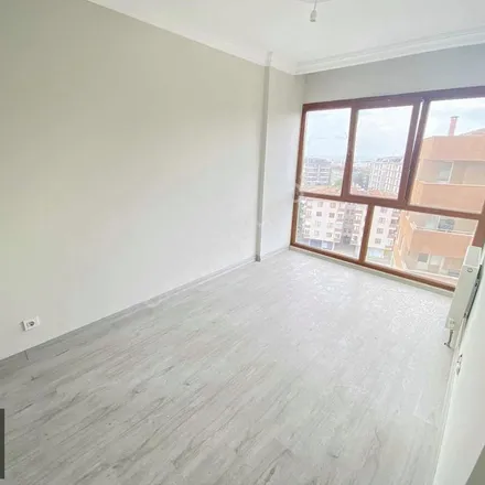 Rent this 3 bed apartment on İbni Sina Caddesi in 34890 Pendik, Turkey