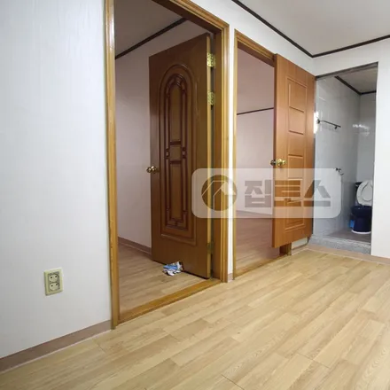 Rent this 2 bed apartment on 서울특별시 서초구 반포동 726-30