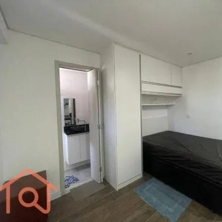 Rent this 1 bed apartment on Rua Inajatuba in Vila Guarani, Região Geográfica Intermediária de São Paulo - SP