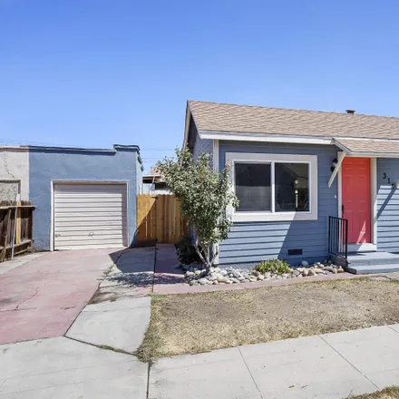 Buy this 2 bed house on 314 South Larkin Street in Tulare, CA 93274