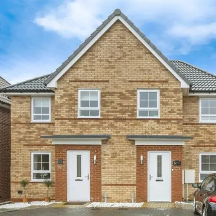 Buy this 3 bed duplex on Farleigh Drive in Bircotes, DN11 8SW