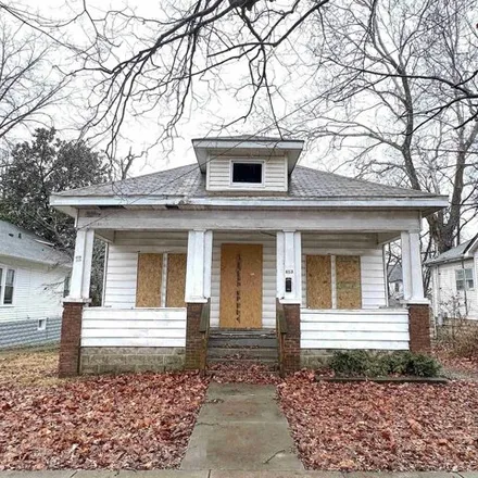 Buy this 3 bed house on 433 West Monroe Street in Carbondale, IL 62901