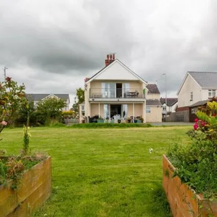 Buy this 5 bed house on Amlwch Road in Benllech, LL74 8AE