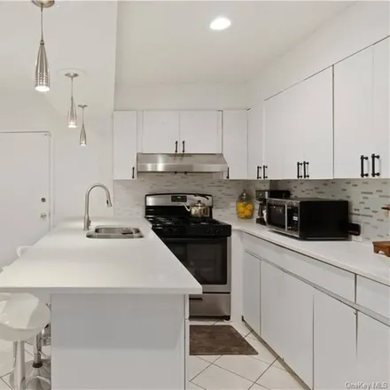 Image 3 - 150-13 Tahoe Street, New York, NY 11417, USA - House for rent