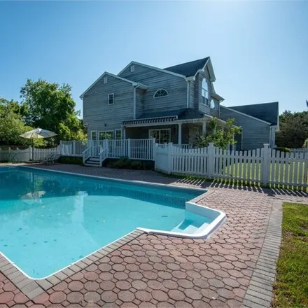 Image 3 - 37 Tanners Neck Lane, Westhampton, Suffolk County, NY 11977, USA - House for rent