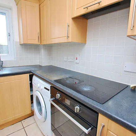 Rent this 1 bed apartment on 92A Manor Road in Guildford, GU2 9NW