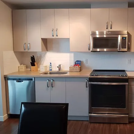 Image 2 - North Vancouver, BC V7M 0E2, Canada - Apartment for rent